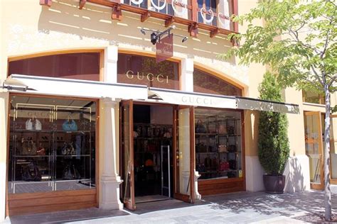 gucci madrid outlet store.